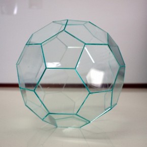 アクリル製サッカーボール？
