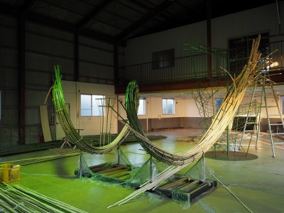 ダニエルオスト展　県庁前オブジェ