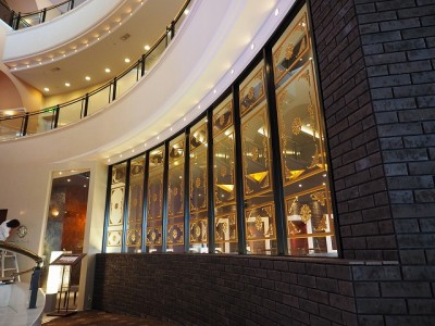 中華料理店　ウインドー装飾